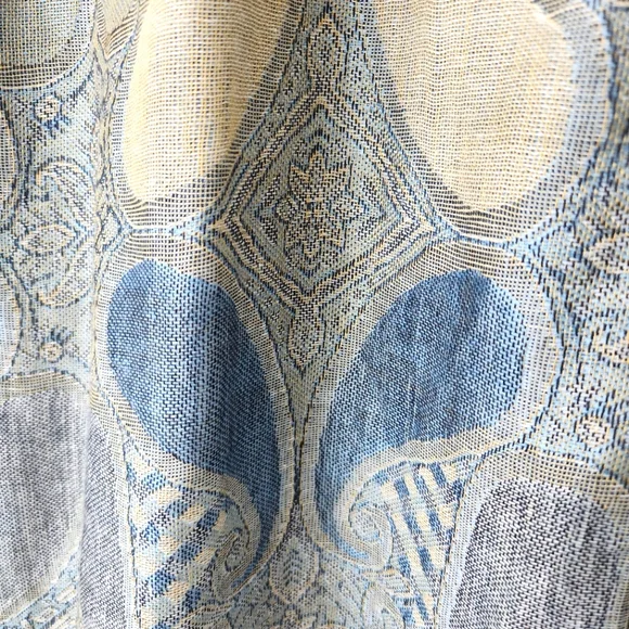 Elegant Paisley Scarf in Blue and Gold - Picture 7 of 14